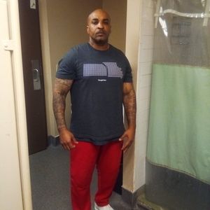 Meet your Posher, Dennis